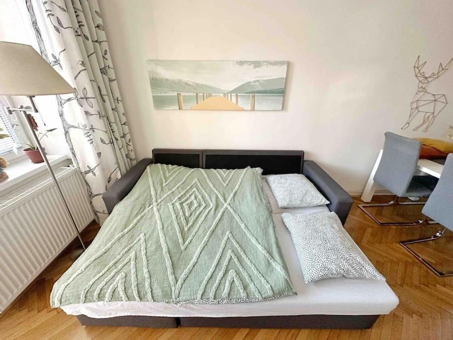 Bright And Central Suite With A Balcony 브르노 외부 사진
